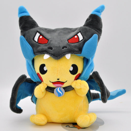 Pikachu Knuffel met Mega Charizard Cape - 23cm
